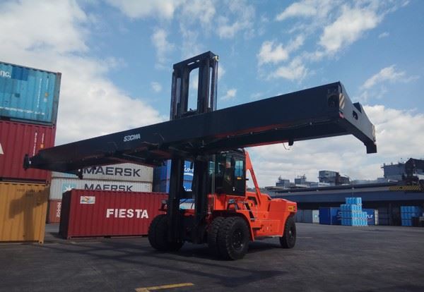 30 Ton Diesel Forklift With Heavy Box Clamp