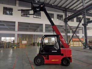 2.5t Mini Telescopic Forklift