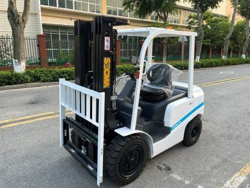 2.5 Ton Diesel Forklift Attach Paper Roll Clamp