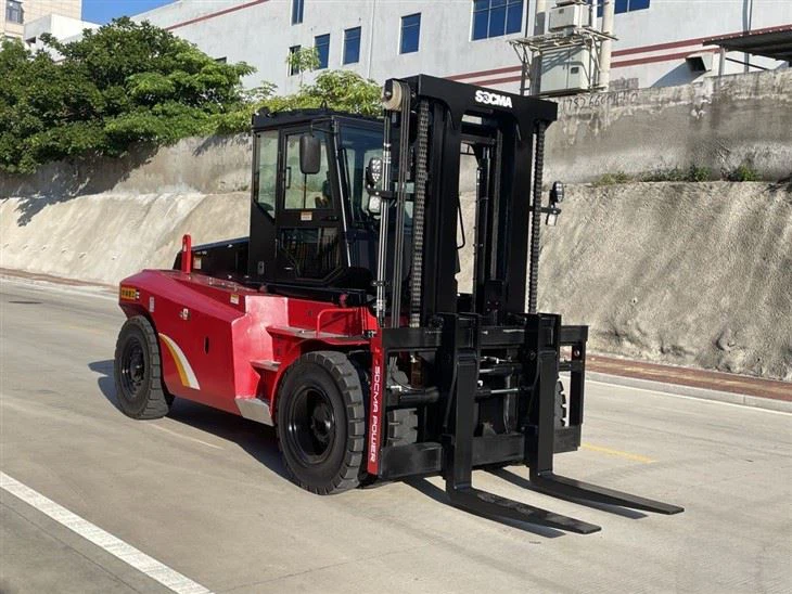 SOCMA 16 Ton Compacto Forklift With Coli Ram For Steel Factory